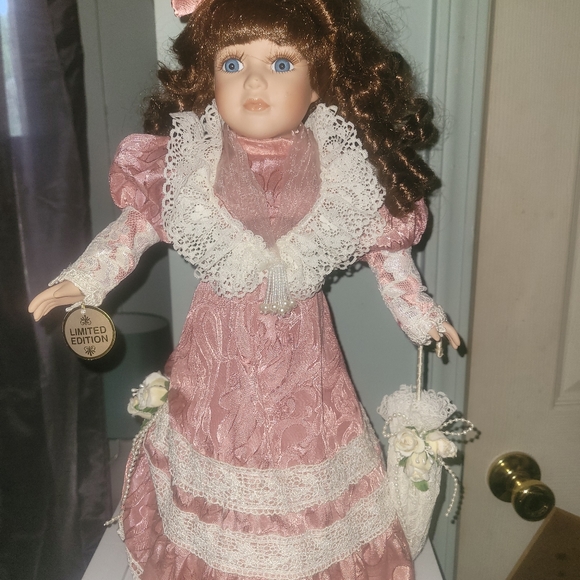 Dandee Brunette Collectible Porcelain Doll with stand & tag - Picture 2 of 7